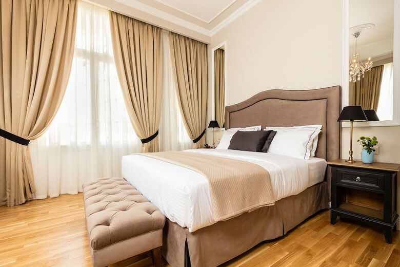Hotel Athens Mansion Luxury Suites