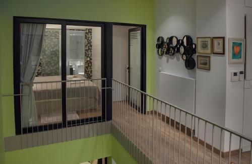 Villa Tripodon Plaka | In The Shade Of Acropolis