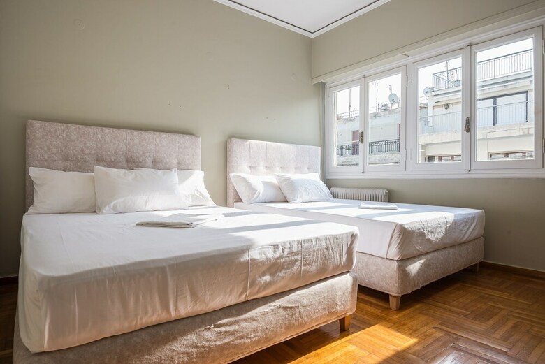 Victoria Paradise Apartments