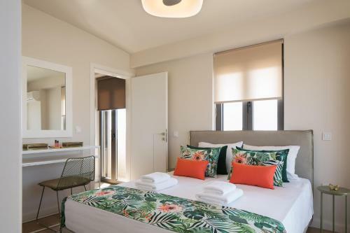 Elaia Luxury Apartments Glyfada