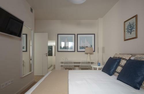 Elaia Luxury Apartments Glyfada