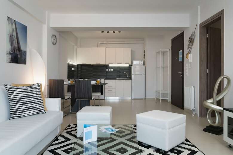 Alekos Apartments