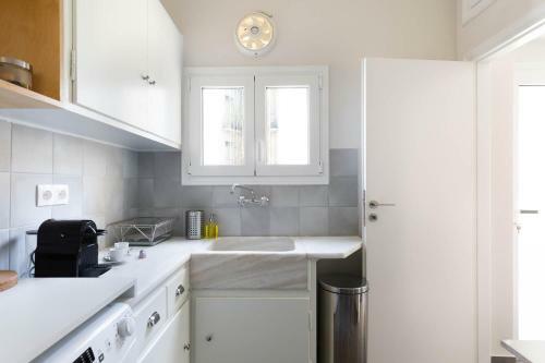 Central Cozy Apartments In Plaka By Upstreet