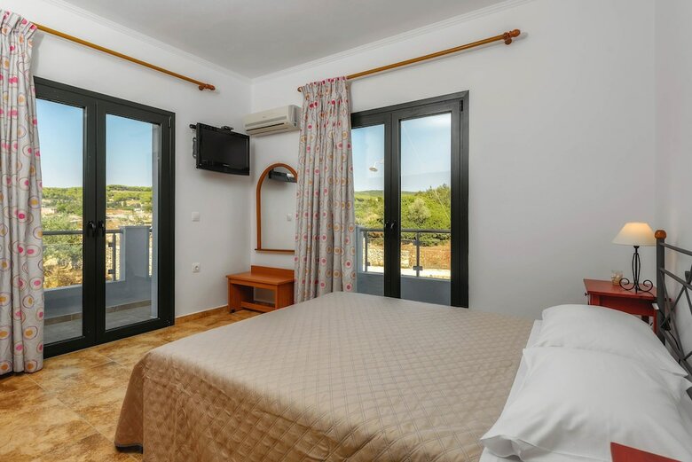 Alonaki Apartments