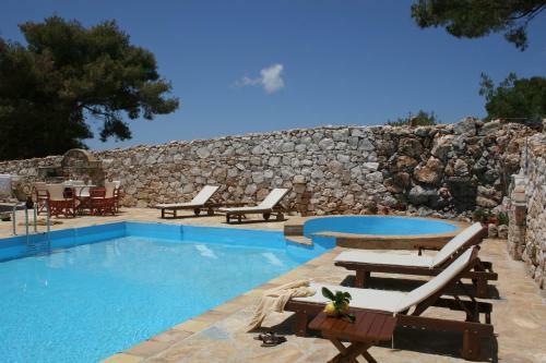 Villa Aresti Mountain Resort
