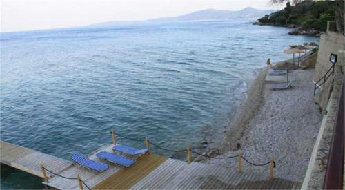 Beachfront Villa Benele