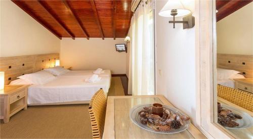 Beachfront Villa Benele