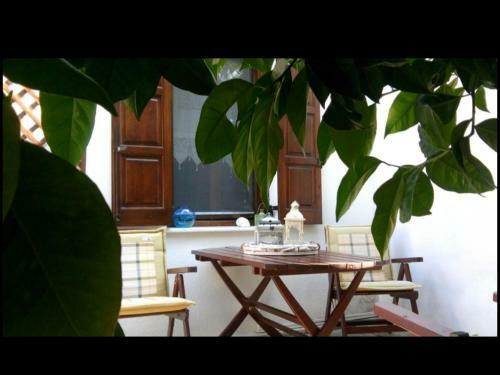 Lemon Tree And Olive Garden House