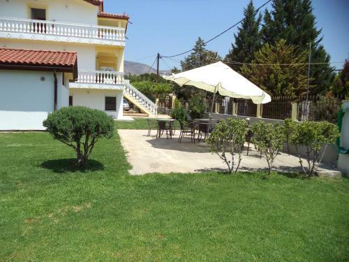 Villa Chryssoula Apartments