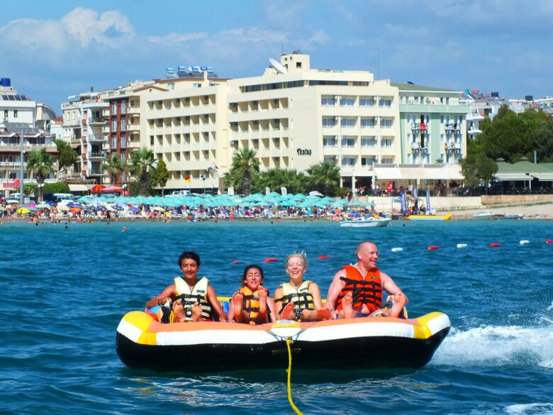 Tuntas Hotel Altinkum