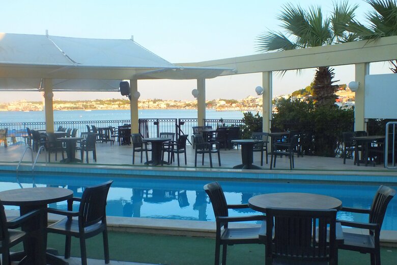 Tuntas Hotel Altinkum
