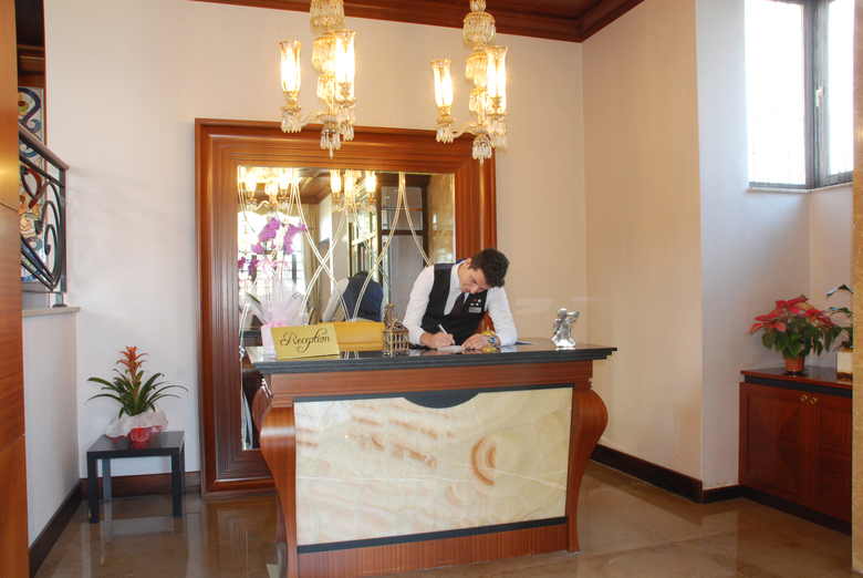 Hotel Celik Palas