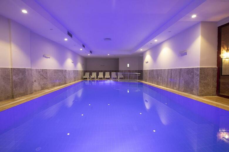 Club Hotel Falcon