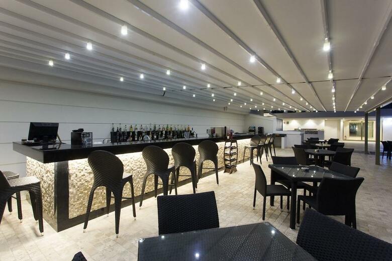 Club Hotel Falcon