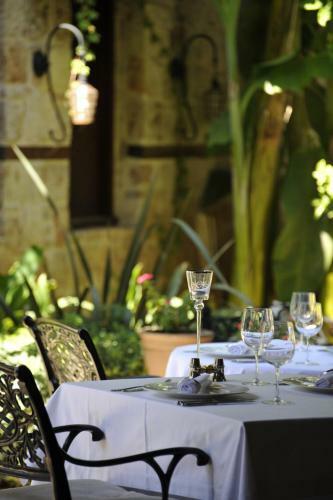 Tuvana Hotel
