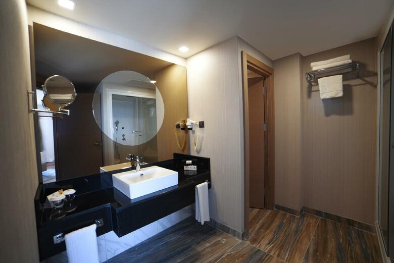 Hotel Royal Wings