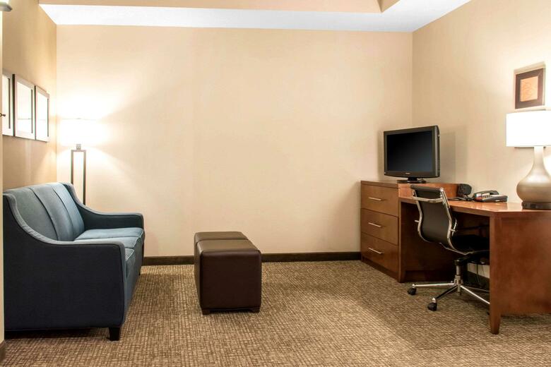 Hotel Comfort Suites