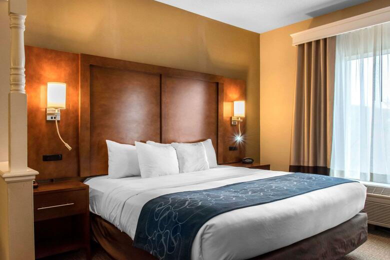 Hotel Comfort Suites