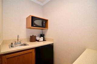 Hotel Best Western Plus Inn & Suites