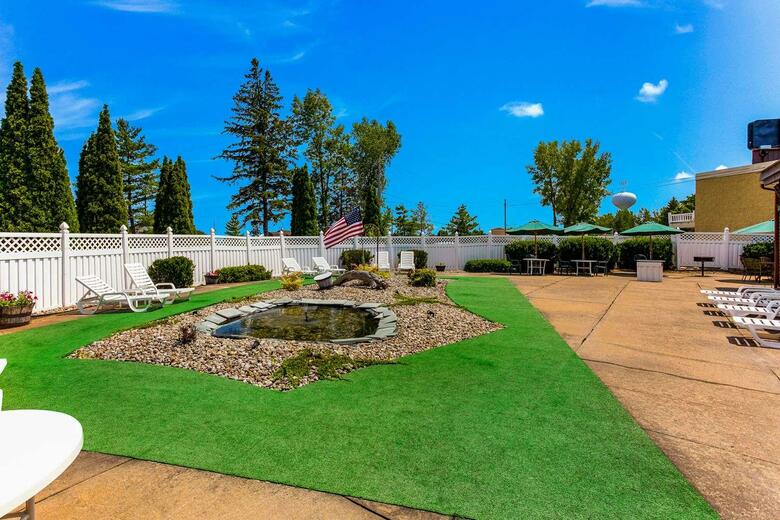 Hotel Econo Lodge Inn & Suites