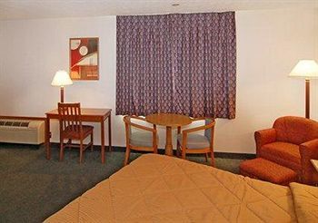 Hotel Comfort Inn & Suites