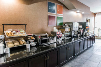 Hotel Comfort Inn & Suites