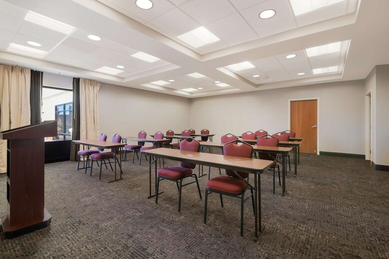 Hotel Hampton Inn & Suites Plattsburgh