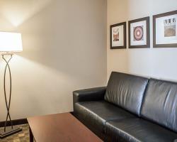 Hotel Comfort Suites