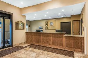 Hotel Comfort Inn & Suites