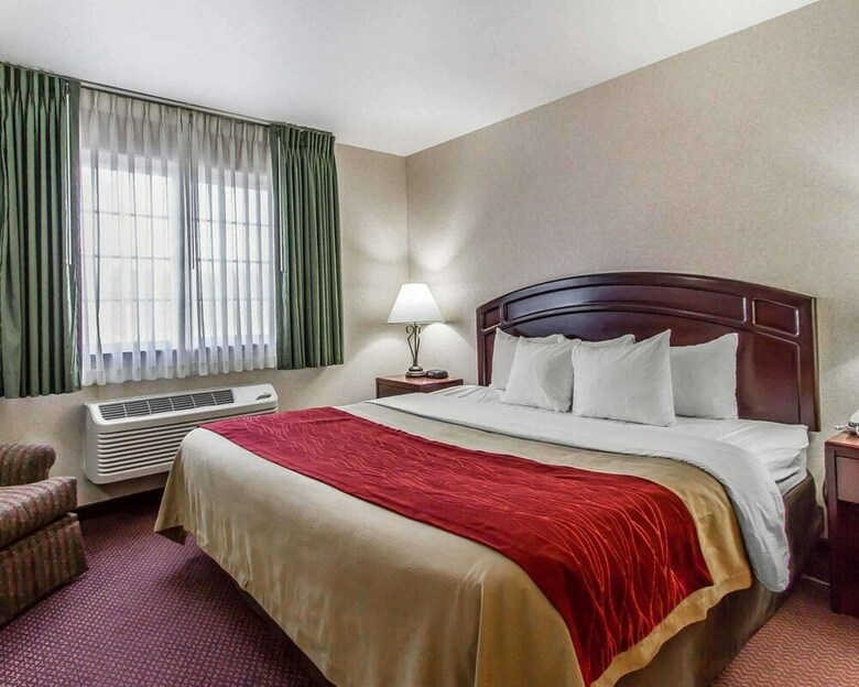 Hotel Comfort Inn & Suites