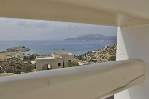 Hotel Theasis Luxury Suites