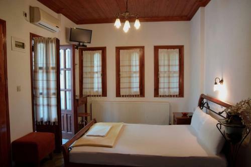 Hostal Guesthouse Filyra