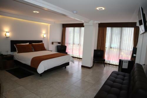 Agua Fuego Hotel