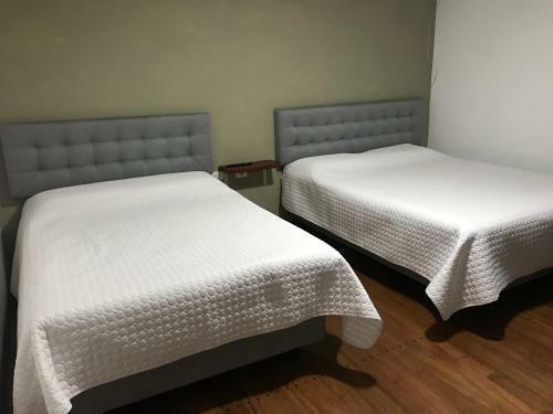 Hostal Paseo Del Rio
