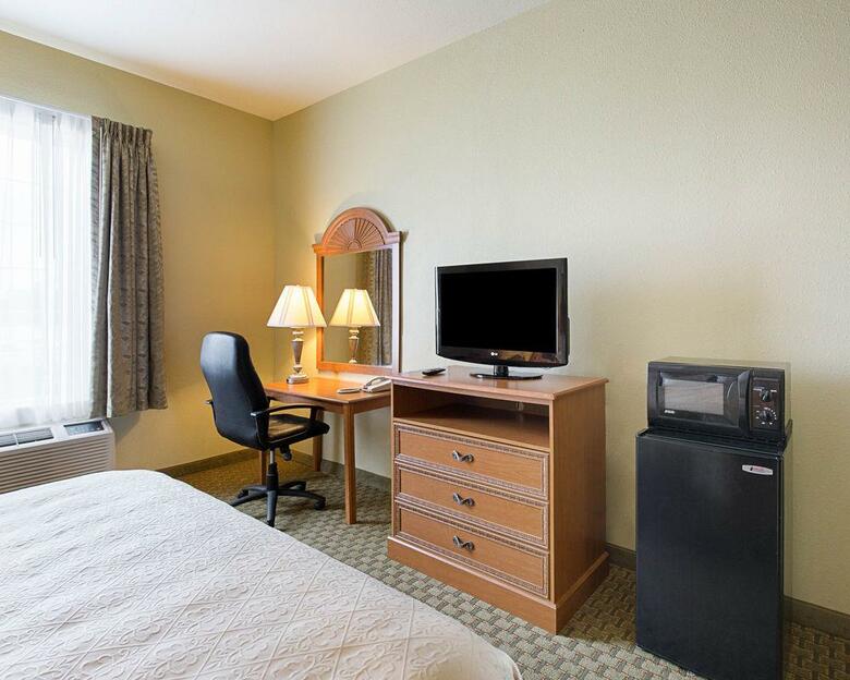 Hotel Quality Inn & Suites