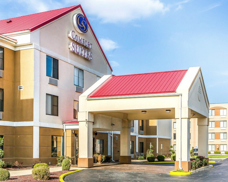 Hotel Comfort Suites Lansing