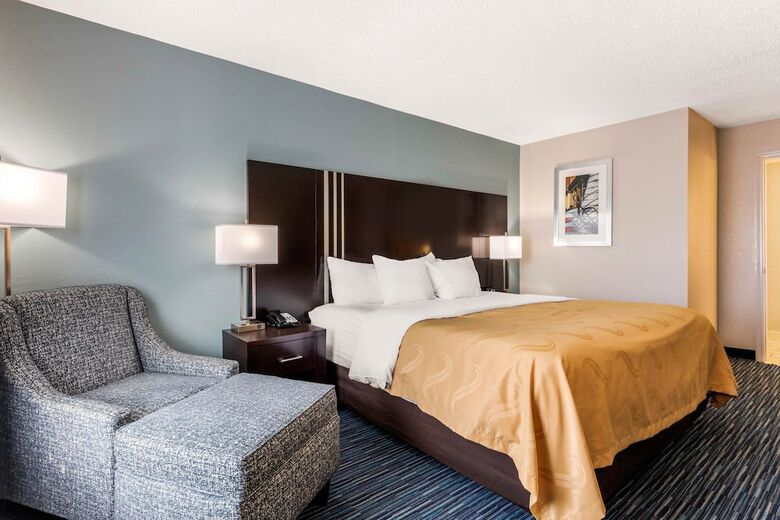 Hotel Comfort Inn
