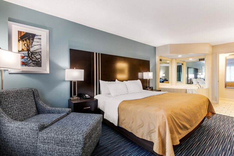 Hotel Comfort Inn