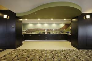 Hotel Comfort Suites