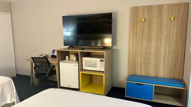 Hotel Econo Lodge Inn & Suites