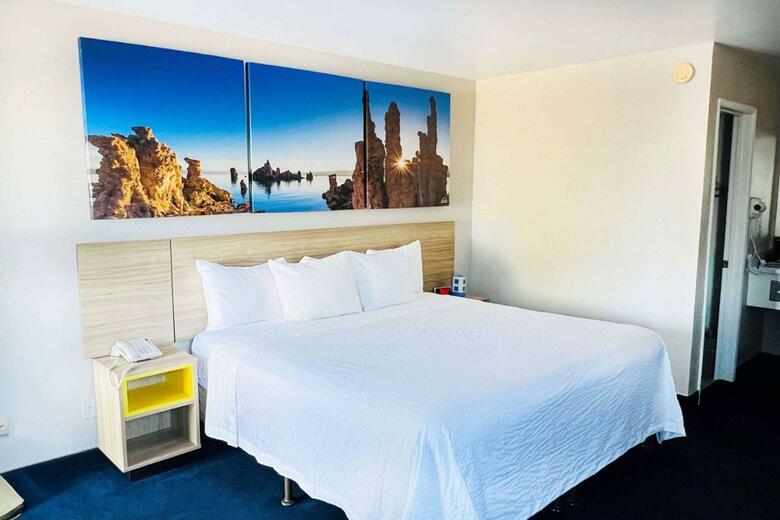Hotel Econo Lodge Inn & Suites