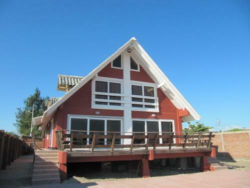 Chatet Suizo Al Pie Del Mar