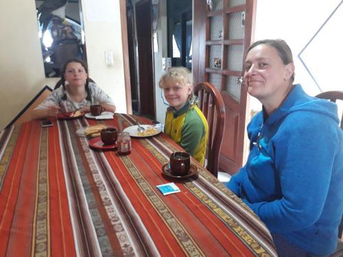 Hostal Familia T�querrez
