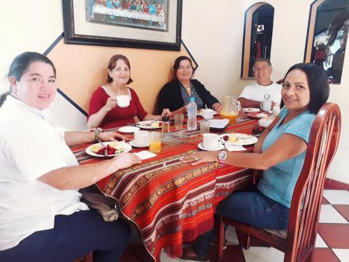 Hostal Familia T�querrez