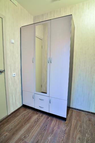 Apartment On Universitetskaya Naberezhnaya 48