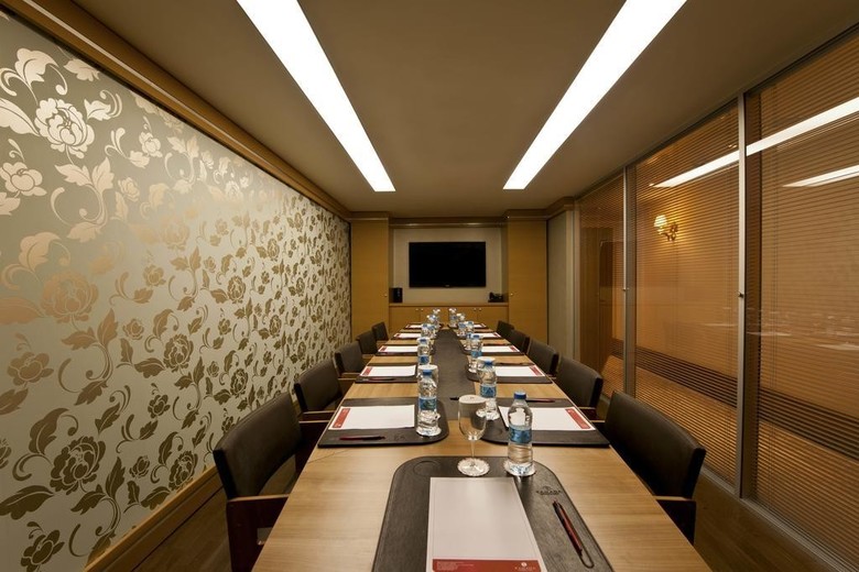 Hotel Ramada By Wyndham Istanbul Asia