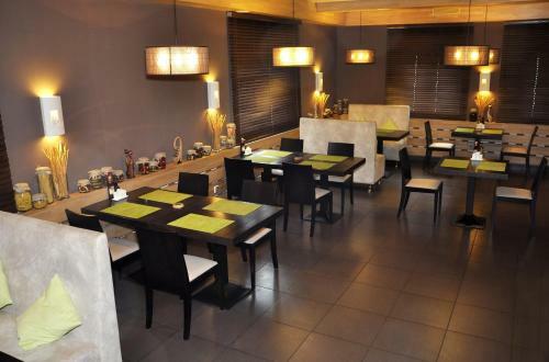Fat Cat Hotel Domodedovo
