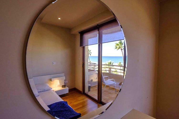 Les Palmiers Beach Hotel