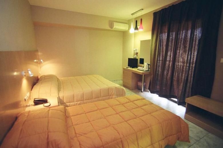 Hotel Citi Live