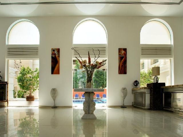 Elysees Apartment Hotel